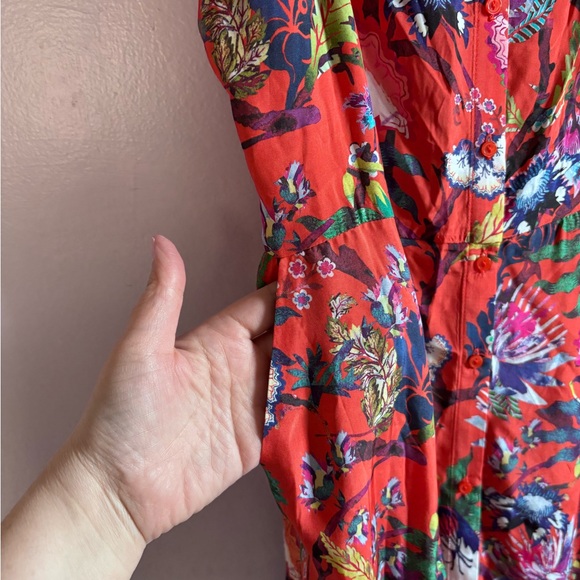 H&M NWT Red Floral Button-Front Midi Dress size 14 - Picture 5 of 7